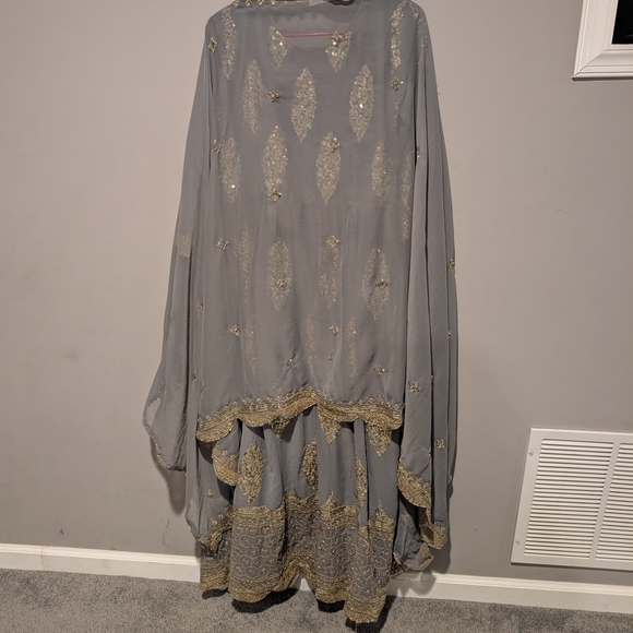 Elegant Gray and Gold Embellished Dress - Picture 1 of 3